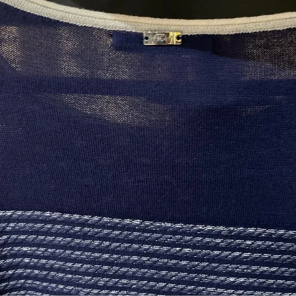 High Use Sweater - Picture 4 of 6